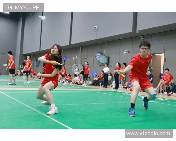 深圳羽毛球队包夹战术的优劣分析与未来发展探讨 深圳羽毛球队包夹战术的优劣分析与未来发展探讨