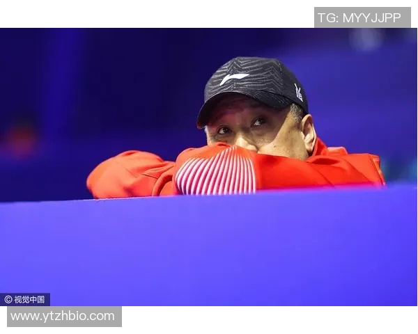 南京羽毛球队加速转型探索新战术提升竞技水平的热议与反思 南京羽毛球队加速转型探索新战术提升竞技水平的热议与反思